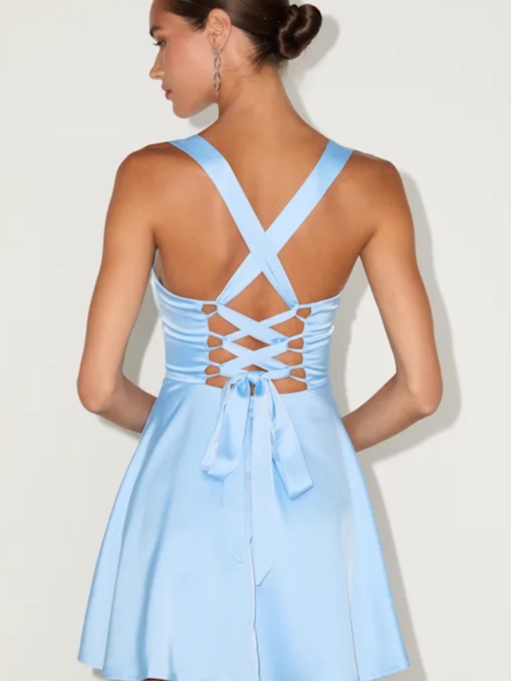 NWT Lulu's Light Blue Square-Neck Lace Up Mini Dress size medium - Picture 2 of 5